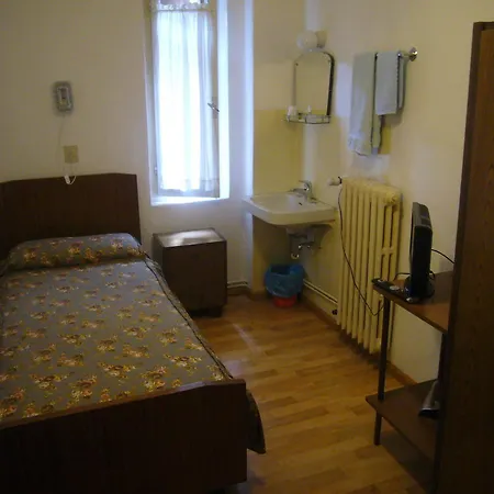 Adelia Hotel