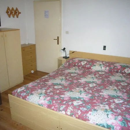 Adelia Hotel